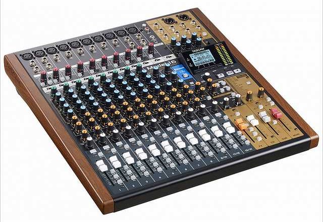 Tascam Model 16 Mischpult Tascam Model 16 Mischpult