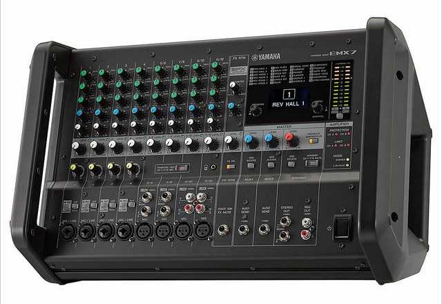 Yamaha EMX7 Powermixer