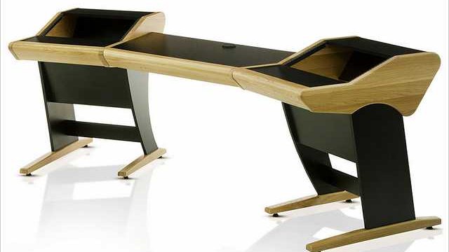 Zaor Onda Angled Oak Studiomöbel